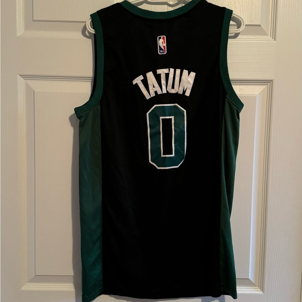 Celtics suits - Picture 4 of 4